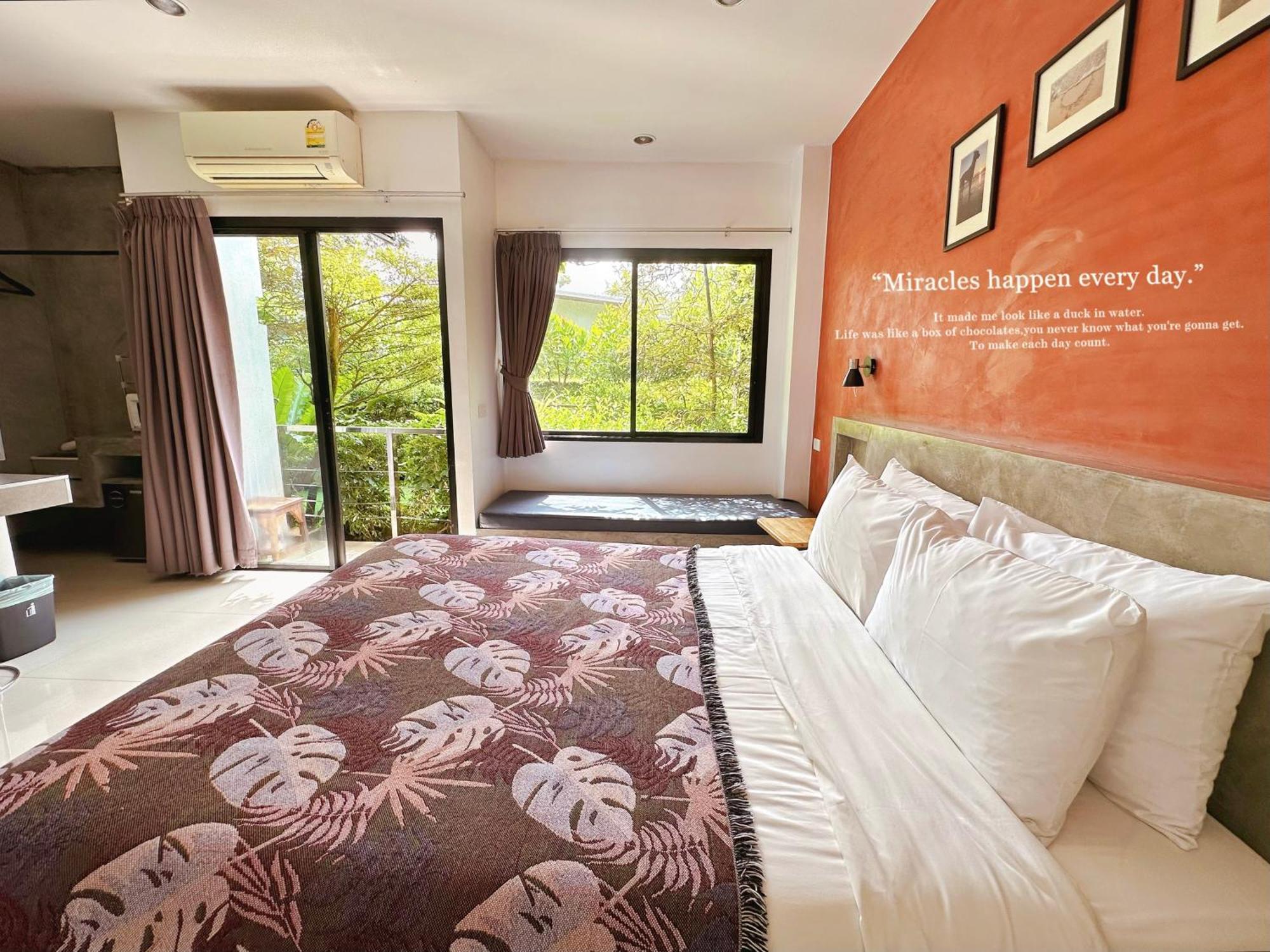 Ideo Phuket Hotel - Sha Extra Plus Nai Yang Beach Exterior foto